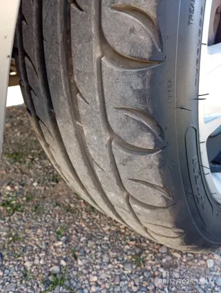 Neumáticos 225/45 ZR17