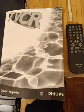 TV Philips con VCR