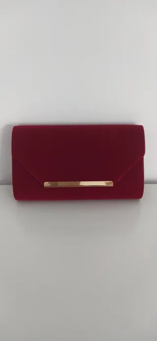 Bolso de mano terciopelo rojo con detalle dorado