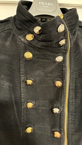 Chaquetón marinero negro con botones dorados