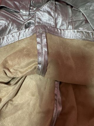 Falda plateada con cinturón