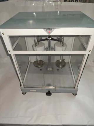 Antigua Balanza de Precisión Cobos - Años 60