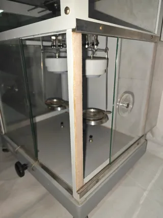 Antigua Balanza de Precisión Cobos - Años 60