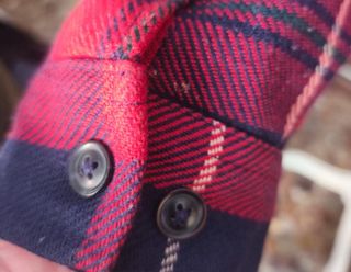 Chaqueta guateada cuadros azul y rojo