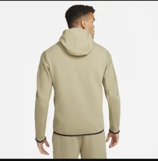 NIKE TECH Fleece SIN ESTRENAR