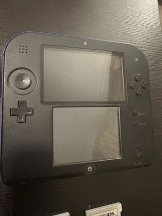Nintendo 2DS Azul + 2 Juegos no tiene lápiz