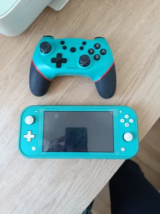 Nintendo Switch Lite con Mando Verde