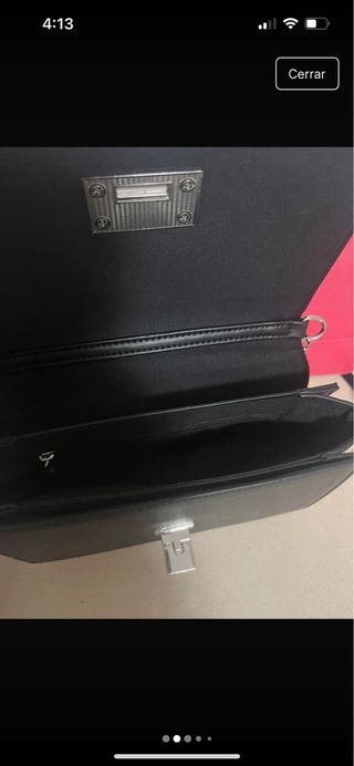 Bolsos negros y rosas