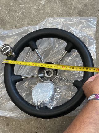Volante de barco negro con pomo