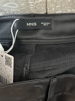 Pantalón cuero tiro alto negro talla 34