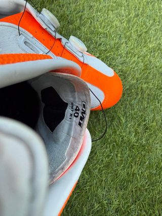 Zapatillas Ciclismo DMT R1 Carbono. n. 40