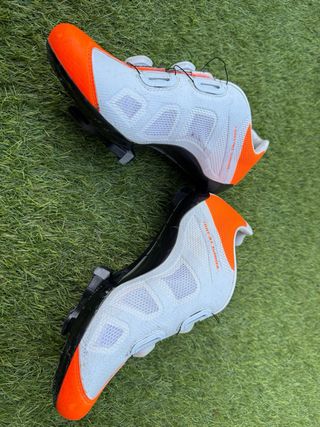 Zapatillas Ciclismo DMT R1 Carbono. n. 40