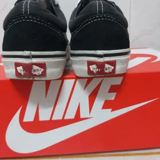 Lote 2 Zapatillas Vans T 37 NIKE SB T42
