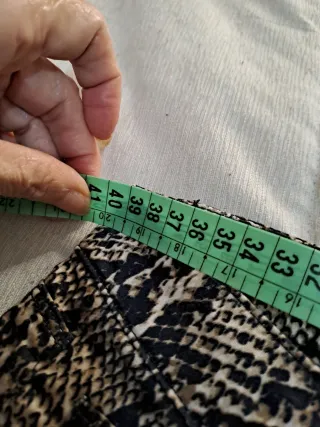 Lote Gabardina Zara y Pantalones animal print