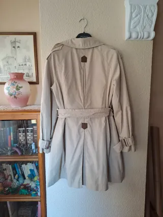 Lote Gabardina Zara y Pantalones animal print