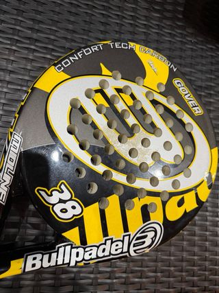 Pala Bullpadel Confort Tech Carbon Gover 38