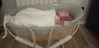 Capazo, moisés, cuna + vestidura + patas + REGALOS