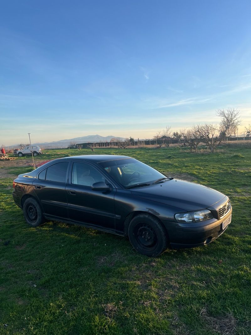 Volvo S60 2.4 gasolina - foto 1