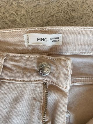 Pantalones campana Mango beige T32