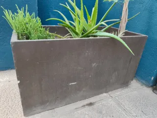 Jardinera de piedra, varios tamaños