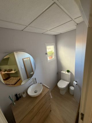 Casa completa 3 pisos y bajo comercial