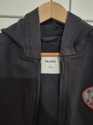 Chaqueta Vintage Gris con Parche