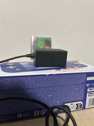 Nintendo Switch Lite Blu + Luigi's Mansion 3