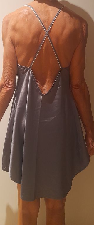 Conjunto camisón y bata gris