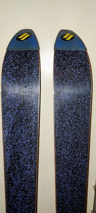 Sci DYNAMIC SENSATION VR2 177cm con attacchi Salom