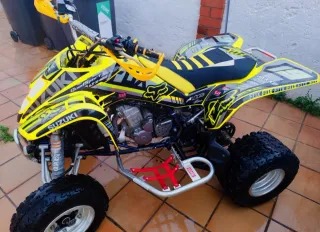 Quad Suzuki LTZ Amarillo