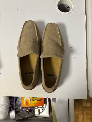 Zapatos mocasines hombre Lacoste beige