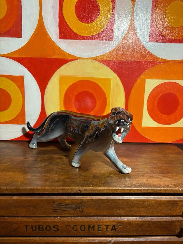 FIGURA VINTAGE DI PANTERA