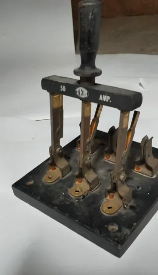 Interruptor Guillotina Antiguo TEM 50 AMP