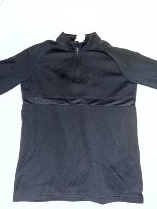 Sudadera deportiva Nike negra media cremallera