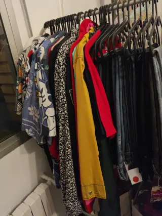 Lote 30 prendas ropa hombre multicolor Varias tall