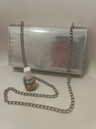 Bolso fiesta plateado con Top Coat