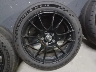 Llantas Oz Ultraleggera 17x8 Megane, Clio 5x108