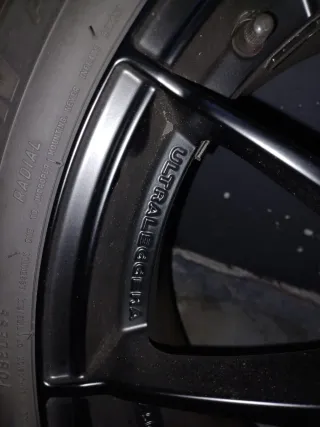 Llantas Oz Ultraleggera 17x8 Megane, Clio 5x108