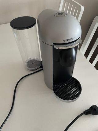Cafetera vertuo Automática Nespresso Gris