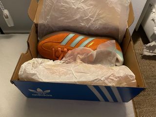 Adidas Gazelle Indoor Naranja/Celeste Talla 38.5