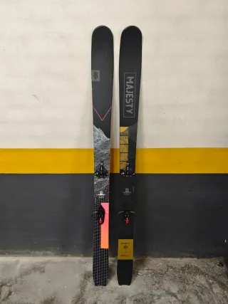 Esquís de travesía Majesty Supernova Carbon