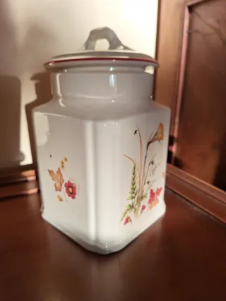 Barattolo ceramica Royal Winton Lark rise 1984