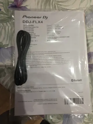 Pioneer DJ DDJ-FLX4 Controladora DJ Nueva