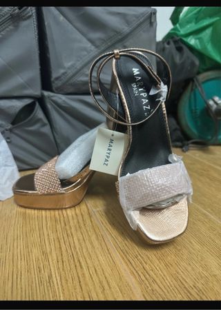 Tacones Marypaz dorados/rosas nuevos