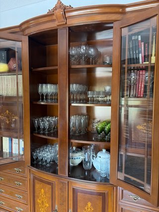 Mueble de madera antiguo súper grande