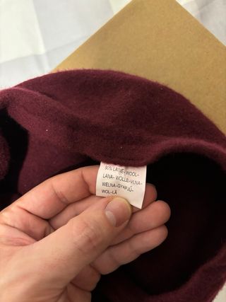 Boina de mujer color rojo