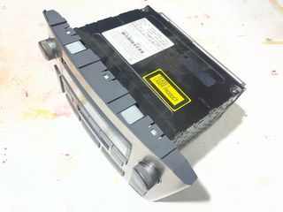 Auto Radio Toyota Avensis 2004