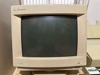 Casper Monitor CRT Beige Low Radiation