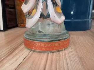 Botella Anís antigua destilería de Montgat Piñol O