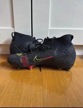 Botas de fútbol Nike Mercurial Negras